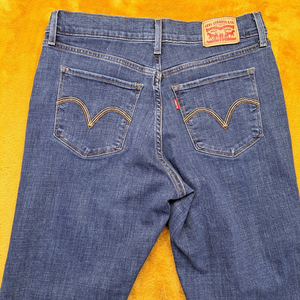 Levi's Classic Bootcut Jeans Womens 6M W28 L32 Blue Excellent Stretch Denim - Picture 13 of 14